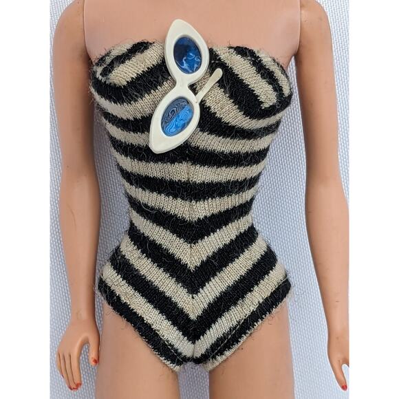 1961 White Ginger #850 Bubble Cut Barbie with Original Clothing Great Condition - Picture 4 of 16